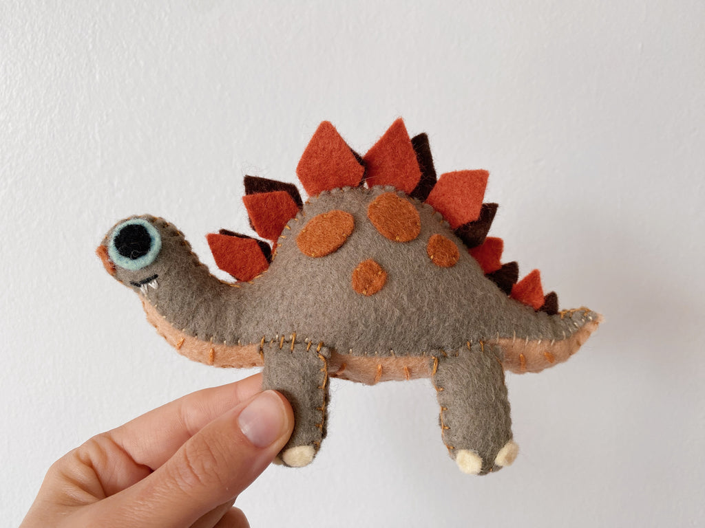 Lot de 3 patrons de couture peluches dinosaures