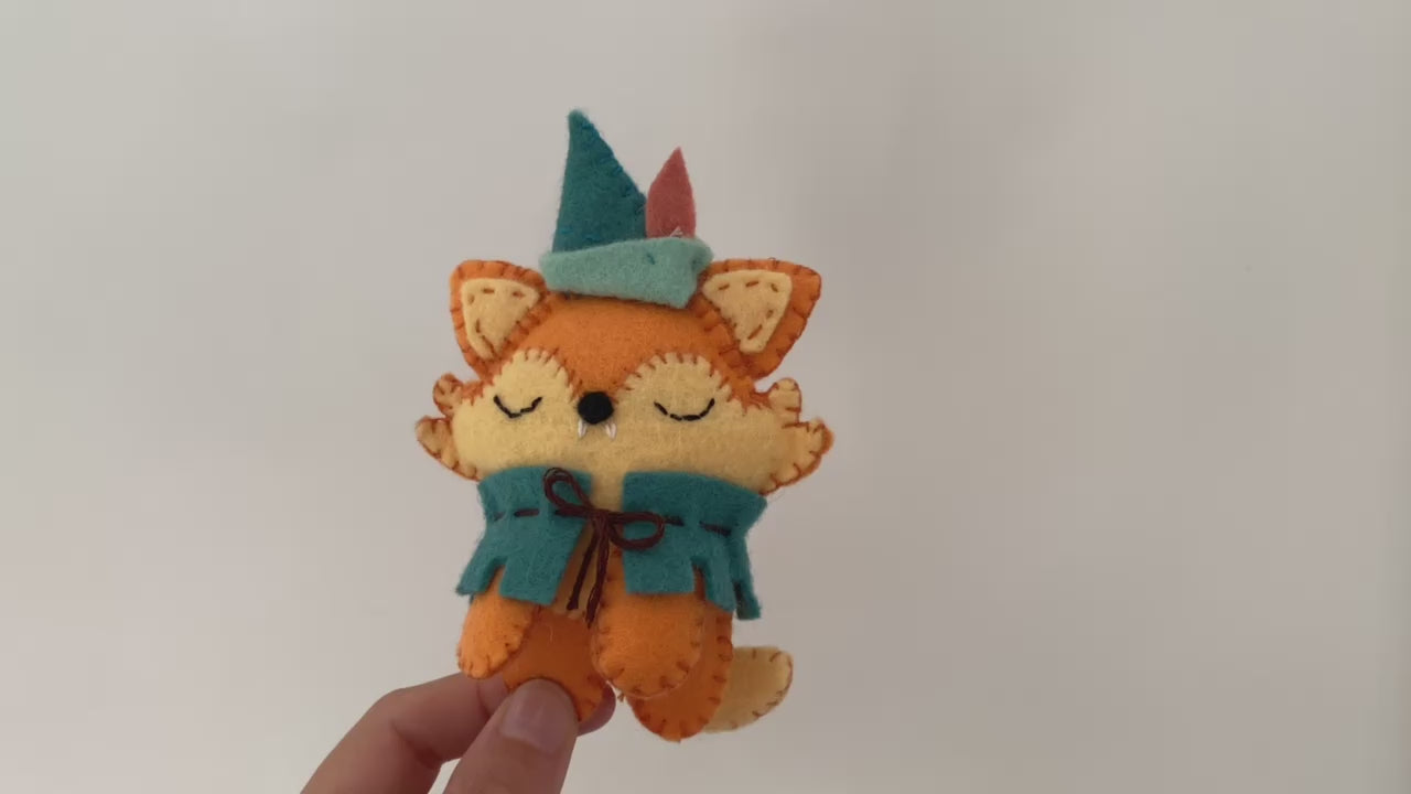 Patron de couture peluche renard des bois – Tutoriel PDF à coudre en feutrine